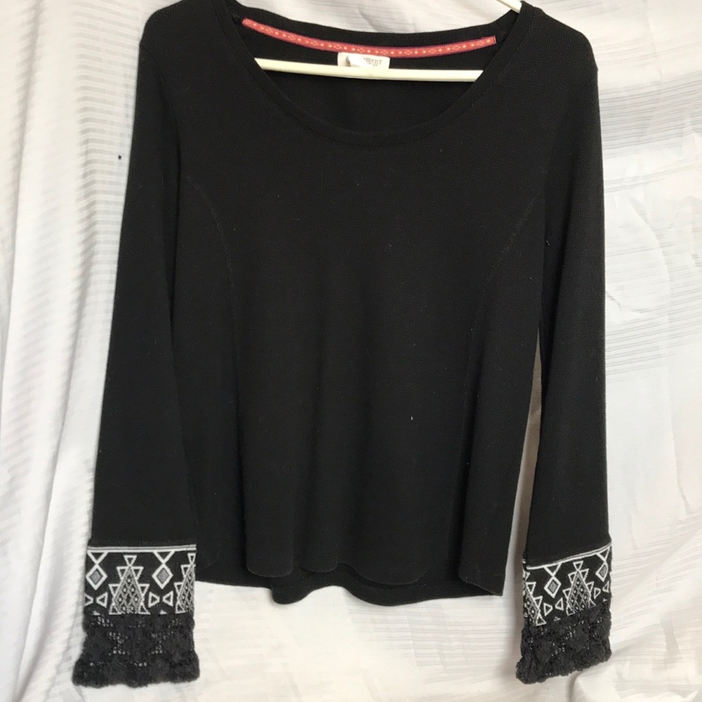 Black & white long sleeve with embroidery and lace